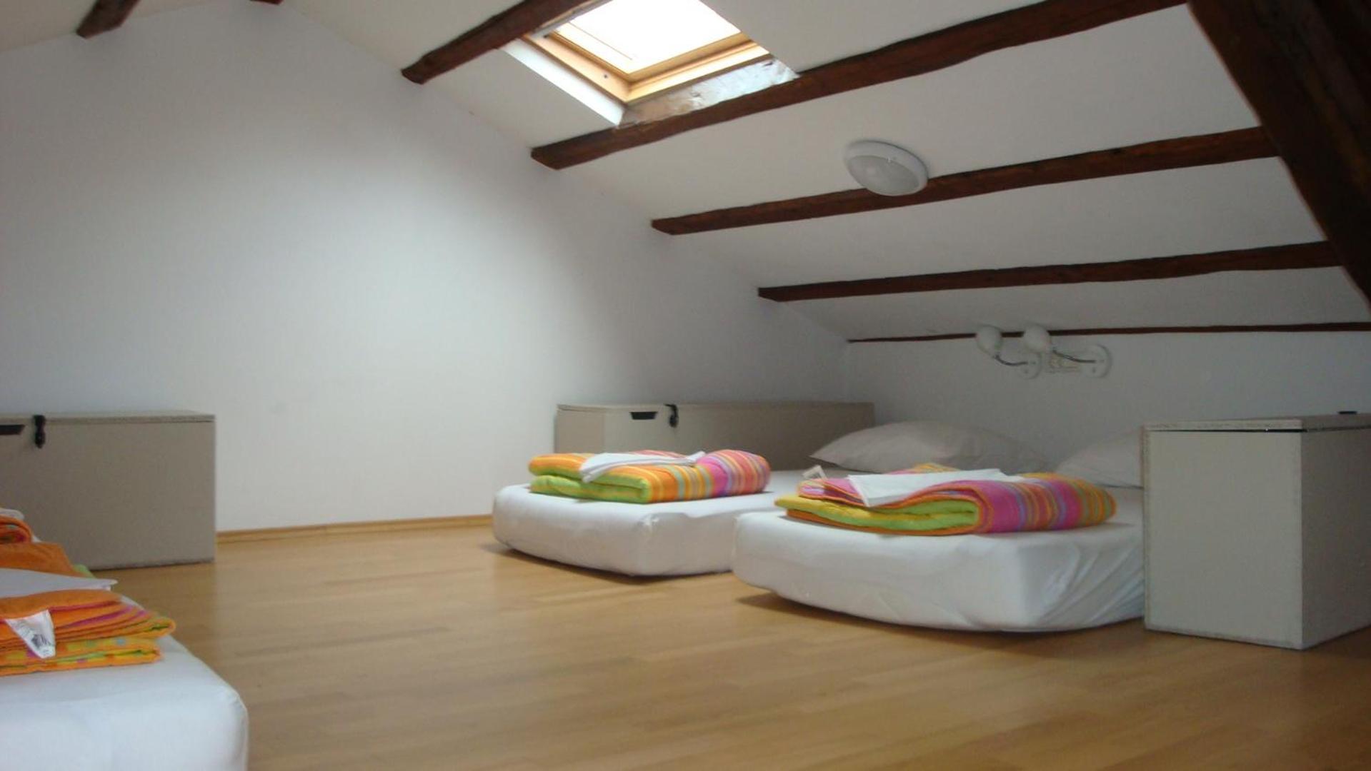 Hostel Alieti Izola Cameră foto